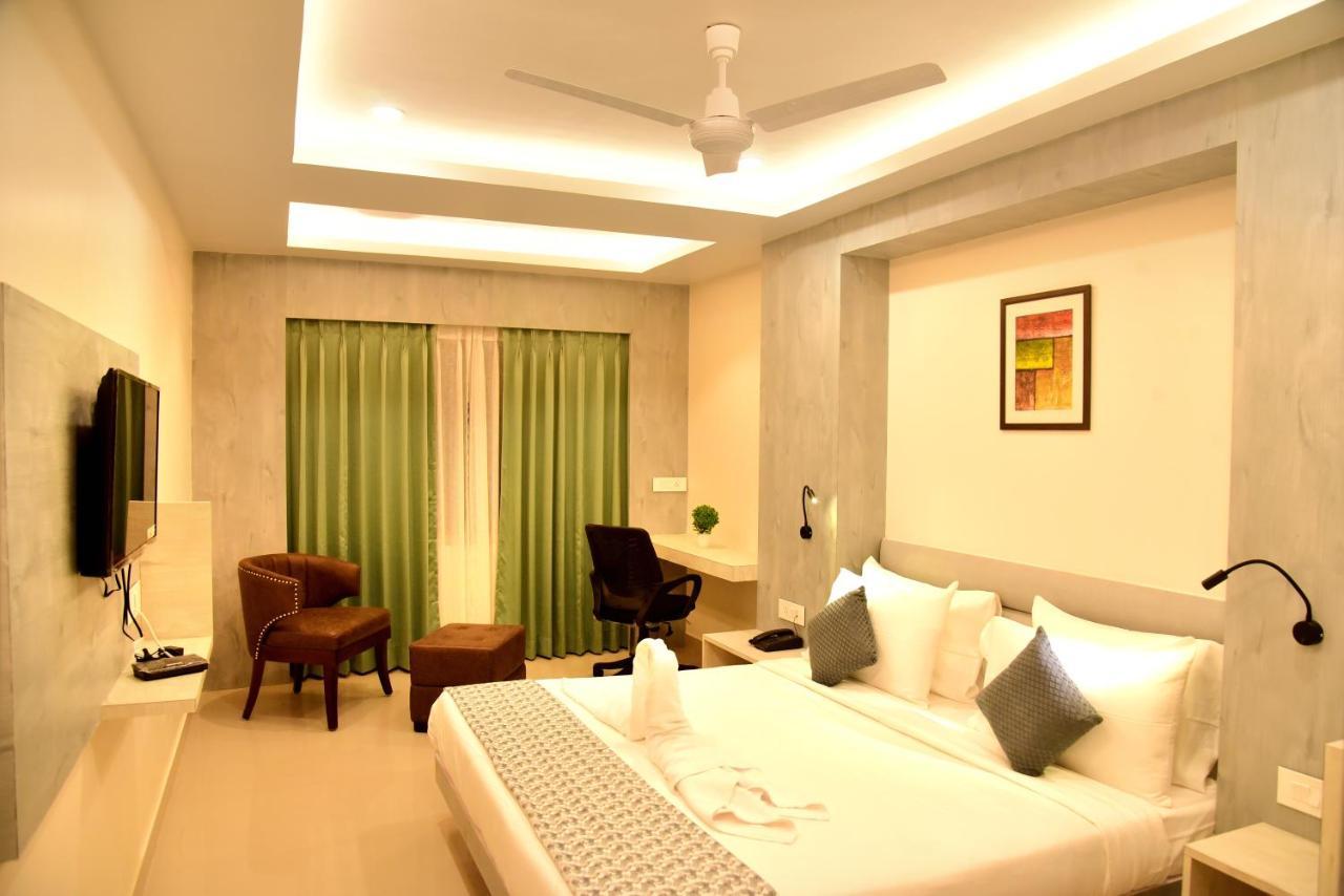 Hotel Rishiraj, Nagaon Nagaon  外观 照片