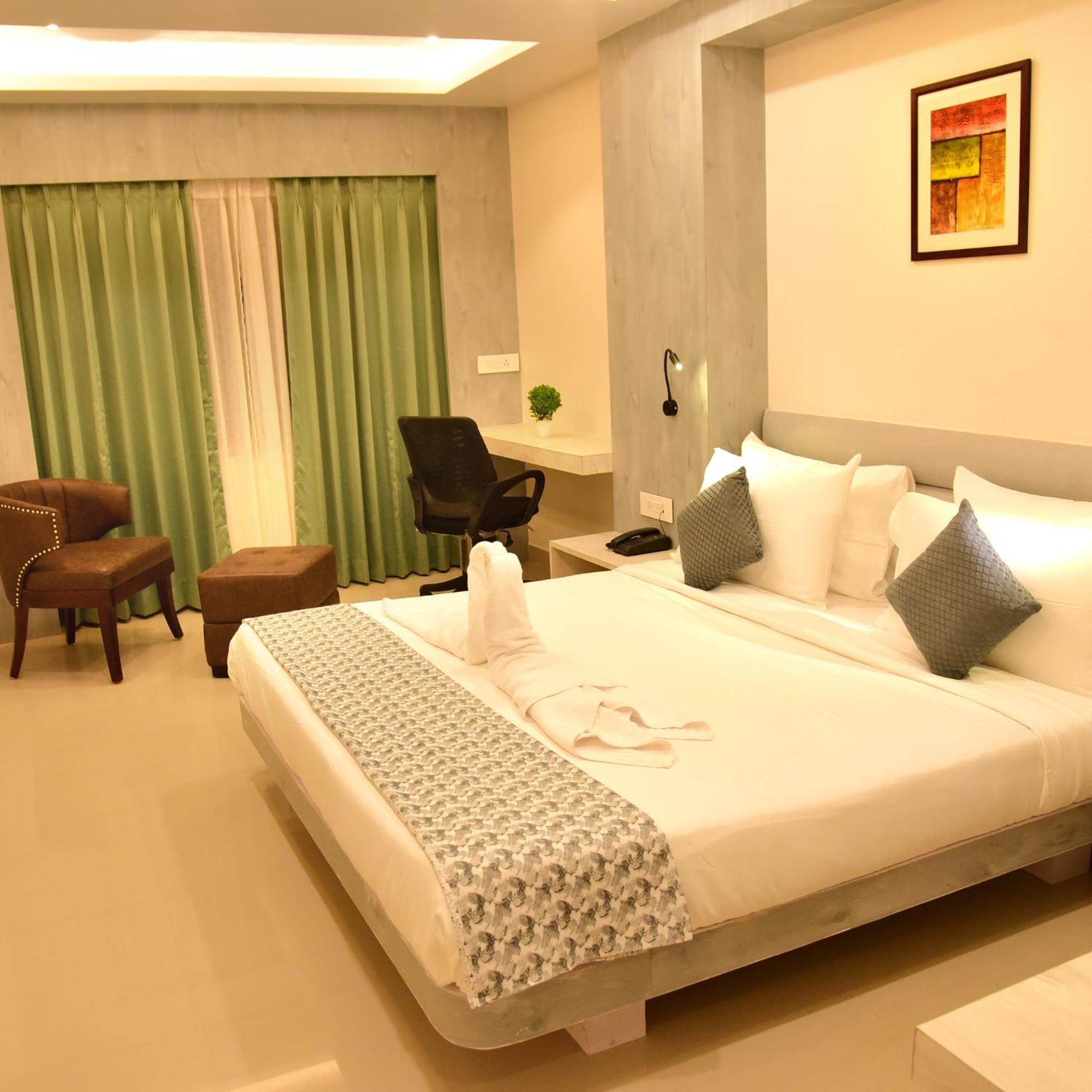 Hotel Rishiraj, Nagaon Nagaon  外观 照片