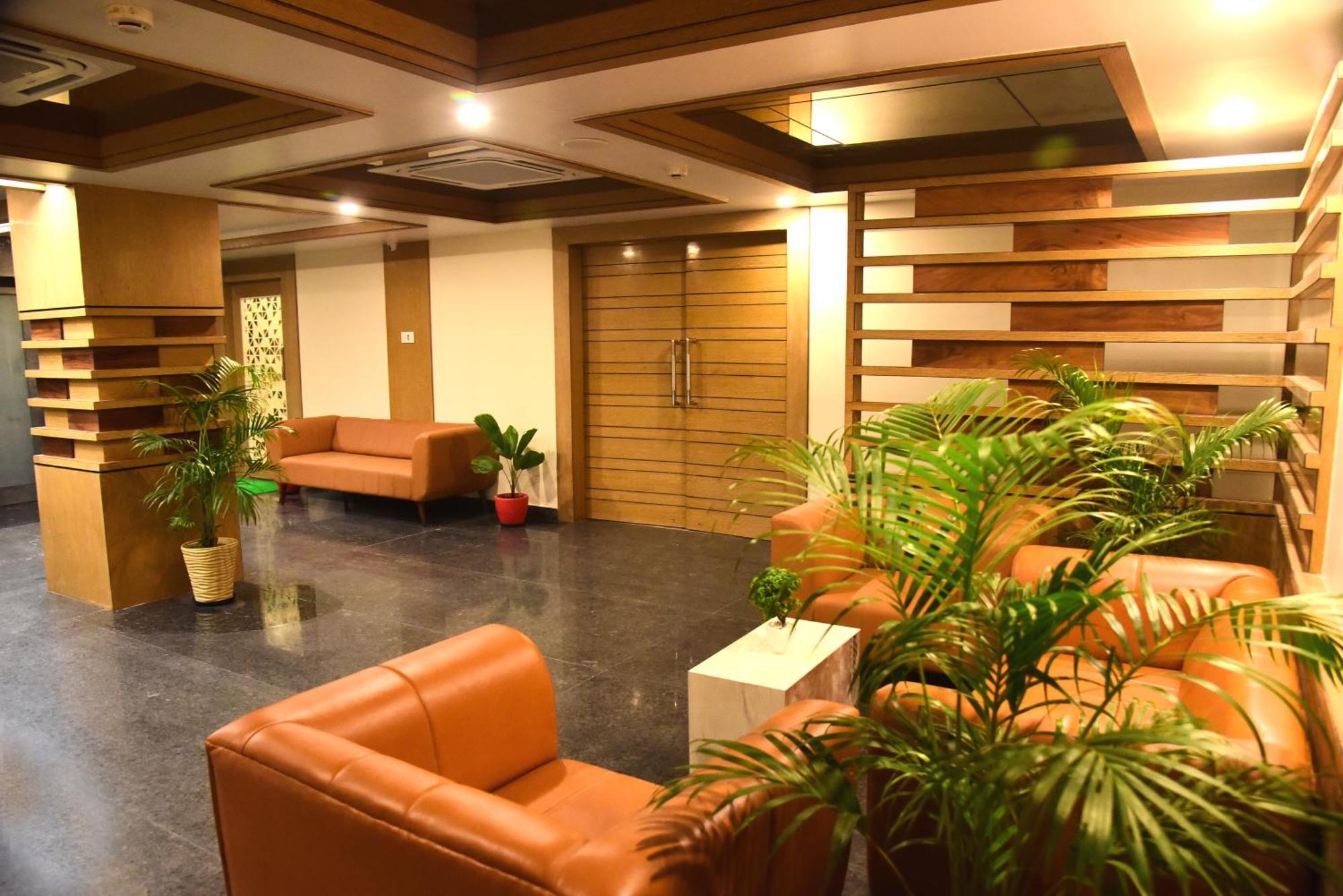 Hotel Rishiraj, Nagaon Nagaon  外观 照片